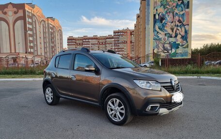 Renault Sandero II рестайлинг, 2018 год, 1 300 000 рублей, 1 фотография