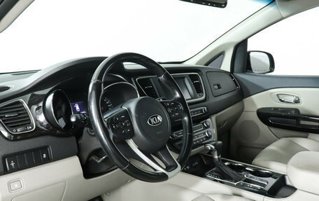 KIA Carnival III, 2018 год, 2 680 000 рублей, 13 фотография