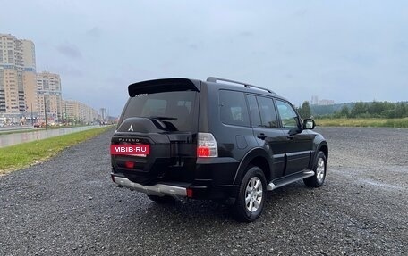 Mitsubishi Pajero IV, 2015 год, 2 900 000 рублей, 3 фотография