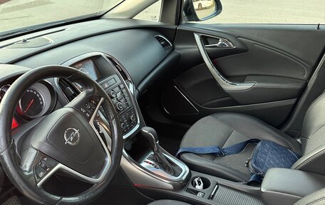 Opel Astra J, 2010 год, 760 000 рублей, 13 фотография