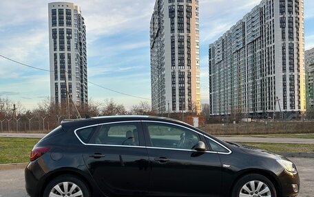 Opel Astra J, 2010 год, 760 000 рублей, 14 фотография