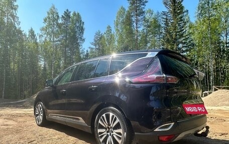 Renault Espace V рестайлинг, 2017 год, 2 050 000 рублей, 2 фотография