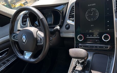Renault Espace V рестайлинг, 2017 год, 2 050 000 рублей, 5 фотография