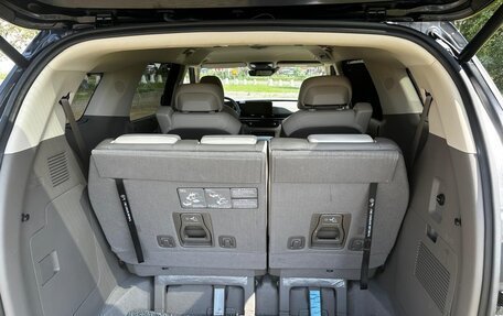KIA Carnival, 2024 год, 5 650 000 рублей, 15 фотография