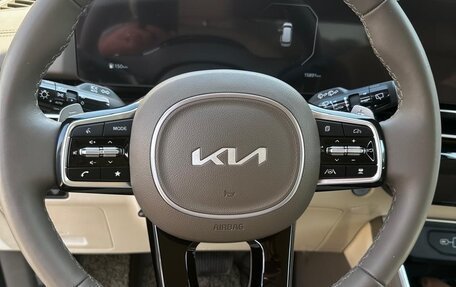 KIA Carnival, 2024 год, 5 650 000 рублей, 20 фотография