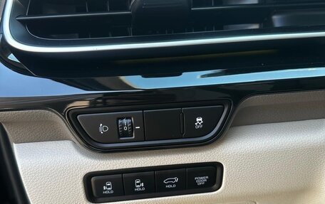 KIA Carnival, 2024 год, 5 650 000 рублей, 24 фотография