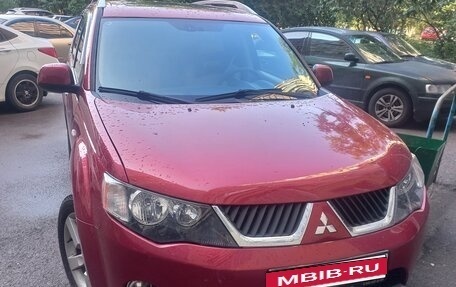 Mitsubishi Outlander III рестайлинг 3, 2008 год, 1 230 000 рублей, 2 фотография