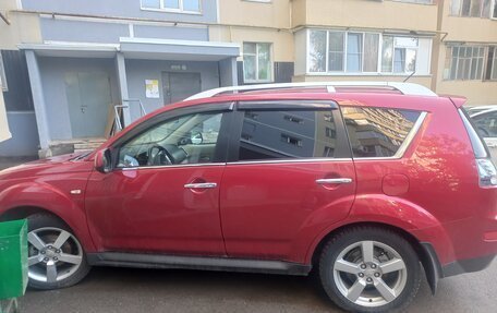 Mitsubishi Outlander III рестайлинг 3, 2008 год, 1 230 000 рублей, 5 фотография