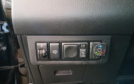 Nissan Tiida, 2012 год, 480 000 рублей, 2 фотография