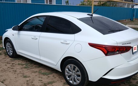 Hyundai Solaris II рестайлинг, 2020 год, 1 900 000 рублей, 2 фотография