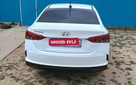 Hyundai Solaris II рестайлинг, 2020 год, 1 900 000 рублей, 3 фотография
