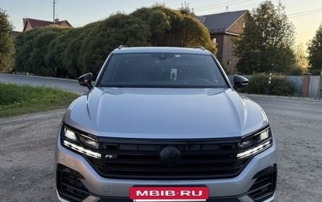 Volkswagen Touareg III, 2019 год, 5 300 000 рублей, 2 фотография