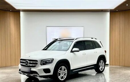 Mercedes-Benz GLB, 2022 год, 2 800 000 рублей, 1 фотография
