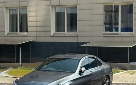Mercedes-Benz C-Класс, 2018 год, 2 400 000 рублей, 1 фотография