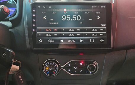 Renault Sandero II рестайлинг, 2017 год, 949 000 рублей, 11 фотография