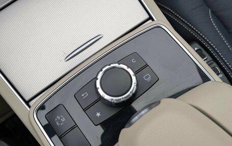 Mercedes-Benz E-Класс, 2015 год, 2 955 000 рублей, 19 фотография