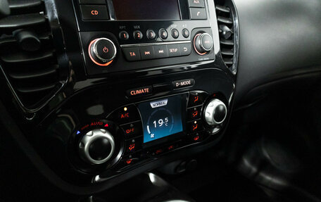 Nissan Juke II, 2012 год, 899 585 рублей, 16 фотография