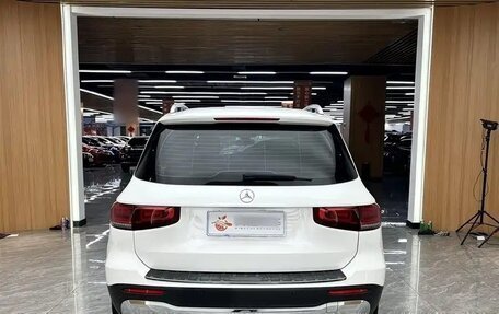 Mercedes-Benz GLB, 2022 год, 2 800 000 рублей, 5 фотография