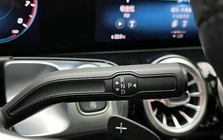 Mercedes-Benz GLB, 2022 год, 2 800 000 рублей, 15 фотография