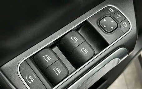 Mercedes-Benz GLB, 2022 год, 2 800 000 рублей, 20 фотография