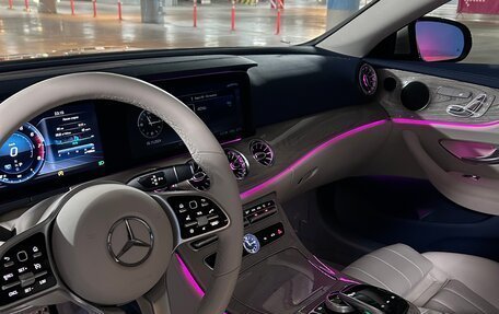Mercedes-Benz E-Класс, 2019 год, 4 950 000 рублей, 10 фотография