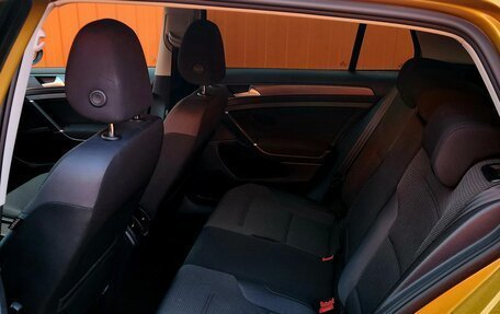 Volkswagen Golf VII, 2018 год, 2 000 000 рублей, 10 фотография