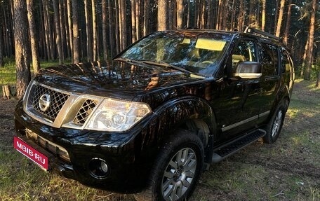 Nissan Pathfinder, 2012 год, 1 750 000 рублей, 1 фотография