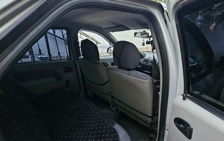 Renault Logan I, 2007 год, 335 000 рублей, 11 фотография