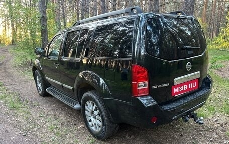 Nissan Pathfinder, 2012 год, 1 750 000 рублей, 16 фотография