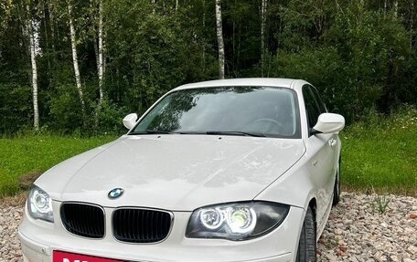 BMW 1 серия, 2011 год, 1 020 000 рублей, 12 фотография