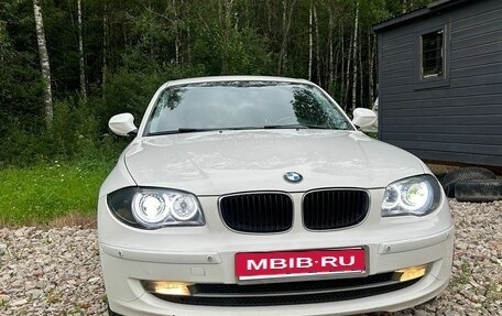 BMW 1 серия, 2011 год, 1 020 000 рублей, 10 фотография