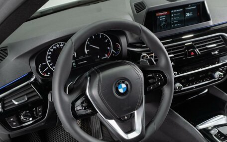 BMW 5 серия, 2017 год, 3 199 000 рублей, 15 фотография