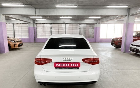 Audi A4, 2012 год, 850 000 рублей, 6 фотография