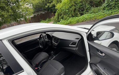 Hyundai Solaris II рестайлинг, 2017 год, 669 000 рублей, 5 фотография