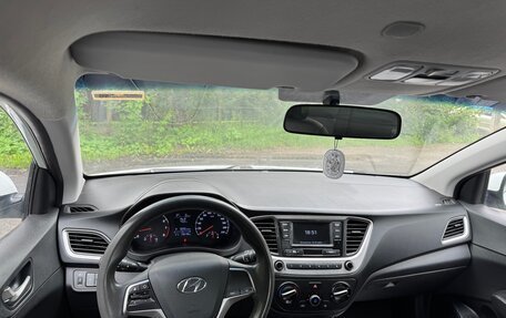 Hyundai Solaris II рестайлинг, 2017 год, 669 000 рублей, 6 фотография