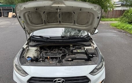 Hyundai Solaris II рестайлинг, 2017 год, 669 000 рублей, 8 фотография