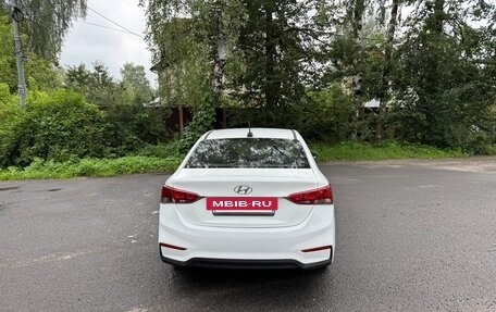 Hyundai Solaris II рестайлинг, 2017 год, 669 000 рублей, 2 фотография