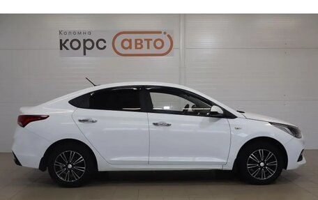 Hyundai Solaris II рестайлинг, 2017 год, 802 000 рублей, 4 фотография