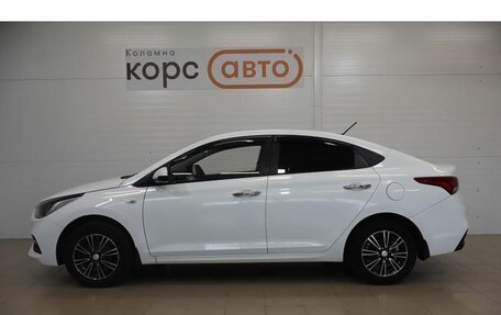 Hyundai Solaris II рестайлинг, 2017 год, 802 000 рублей, 2 фотография