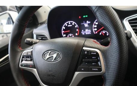 Hyundai Solaris II рестайлинг, 2017 год, 802 000 рублей, 8 фотография