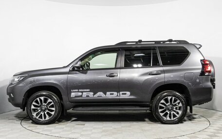 Toyota Land Cruiser Prado 150 рестайлинг 2, 2022 год, 7 200 000 рублей, 8 фотография