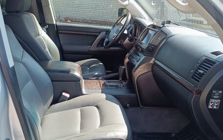 Toyota Land Cruiser 200, 2010 год, 3 200 000 рублей, 12 фотография