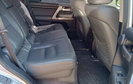 Toyota Land Cruiser 200, 2010 год, 3 200 000 рублей, 14 фотография