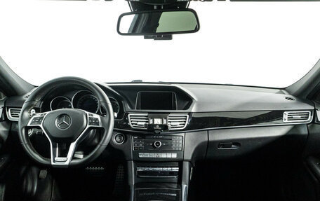 Mercedes-Benz E-Класс, 2015 год, 2 200 000 рублей, 13 фотография