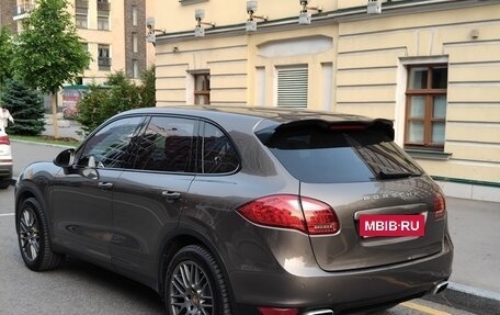 Porsche Cayenne III, 2011 год, 2 700 000 рублей, 2 фотография