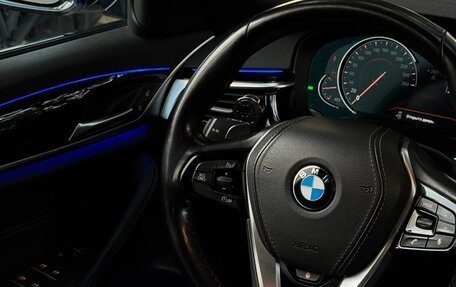 BMW 5 серия, 2019 год, 3 990 000 рублей, 6 фотография