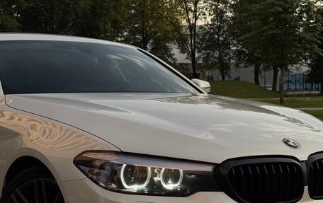 BMW 5 серия, 2019 год, 3 990 000 рублей, 4 фотография