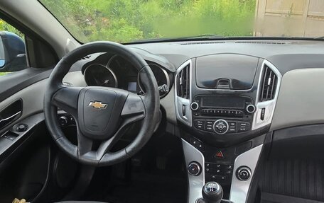 Chevrolet Cruze II, 2012 год, 750 000 рублей, 5 фотография