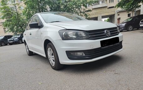Volkswagen Polo VI (EU Market), 2020 год, 920 000 рублей, 2 фотография
