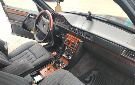 Mercedes-Benz W124, 1991 год, 370 000 рублей, 8 фотография